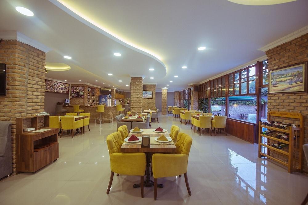 Han Deluxe Hotel โอลลุนเดนิซ ภายนอก รูปภาพ