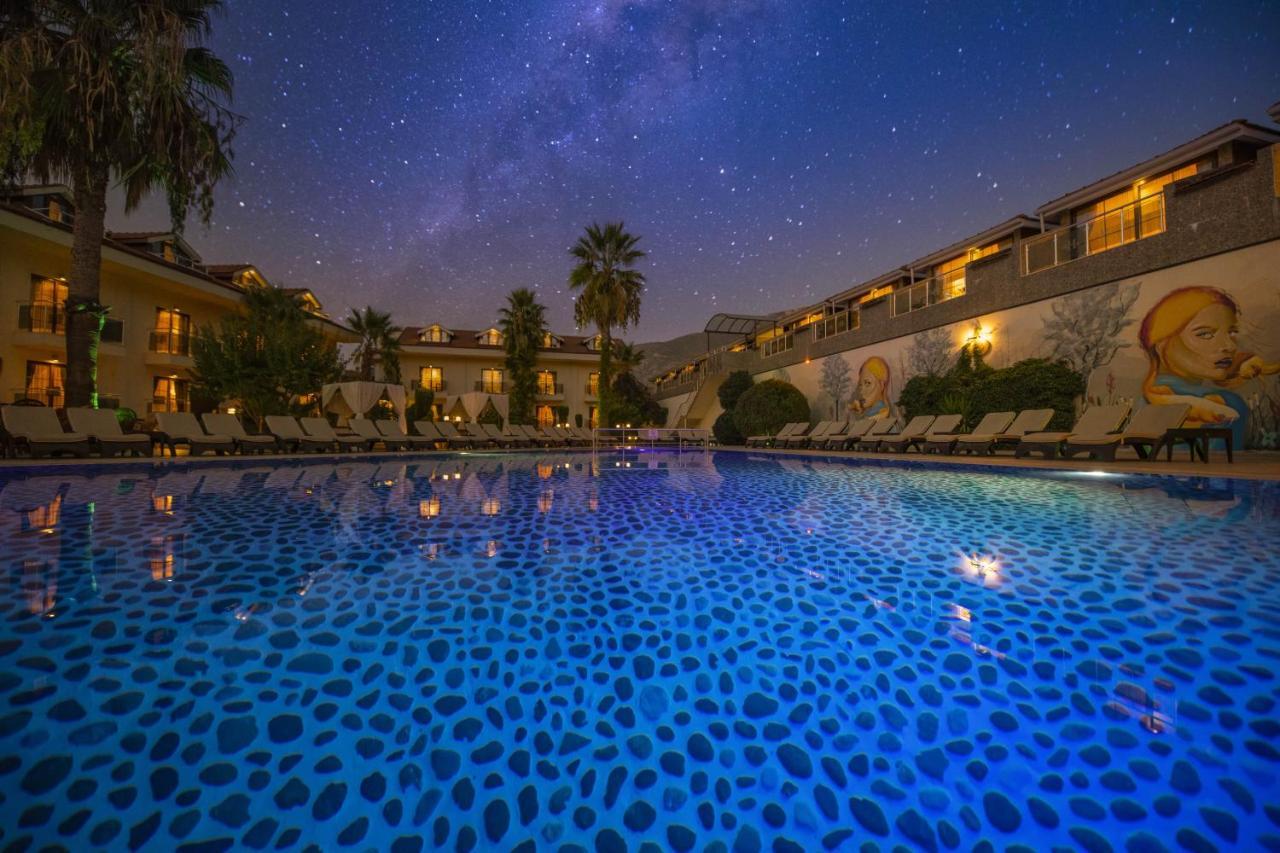 Han Deluxe Hotel โอลลุนเดนิซ ภายนอก รูปภาพ