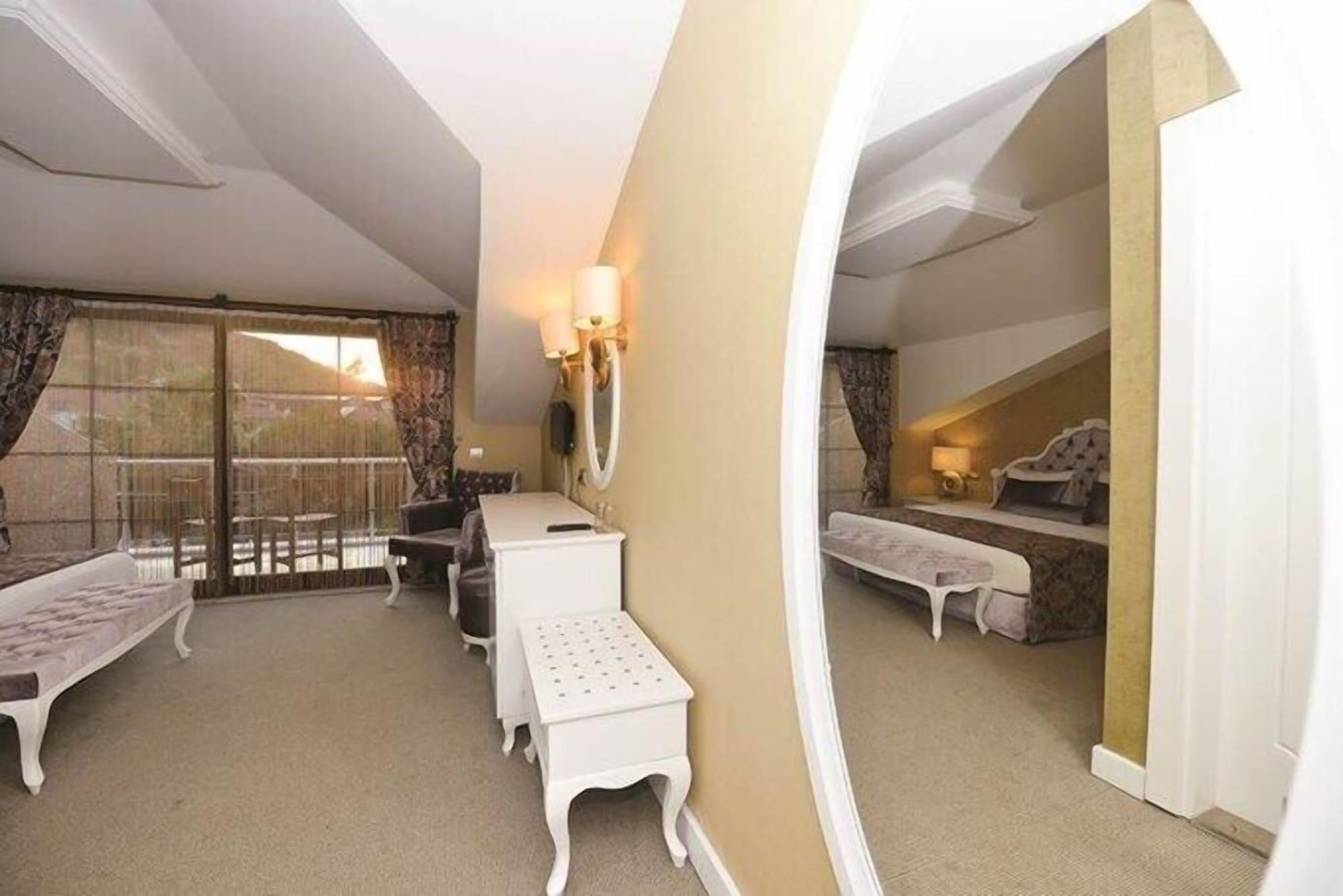 Han Deluxe Hotel โอลลุนเดนิซ ภายนอก รูปภาพ