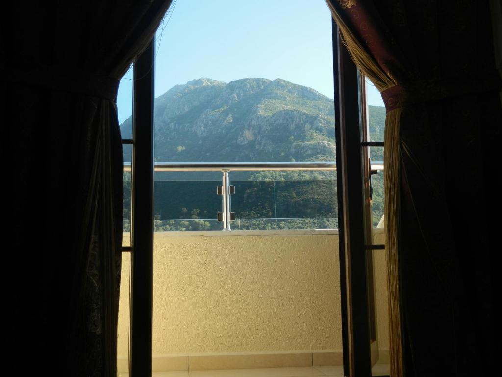 Han Deluxe Hotel โอลลุนเดนิซ ภายนอก รูปภาพ